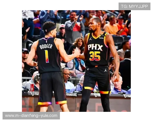 湖人队签约明星球员助力争冠阵容 快船与勇士交易震动西部排名